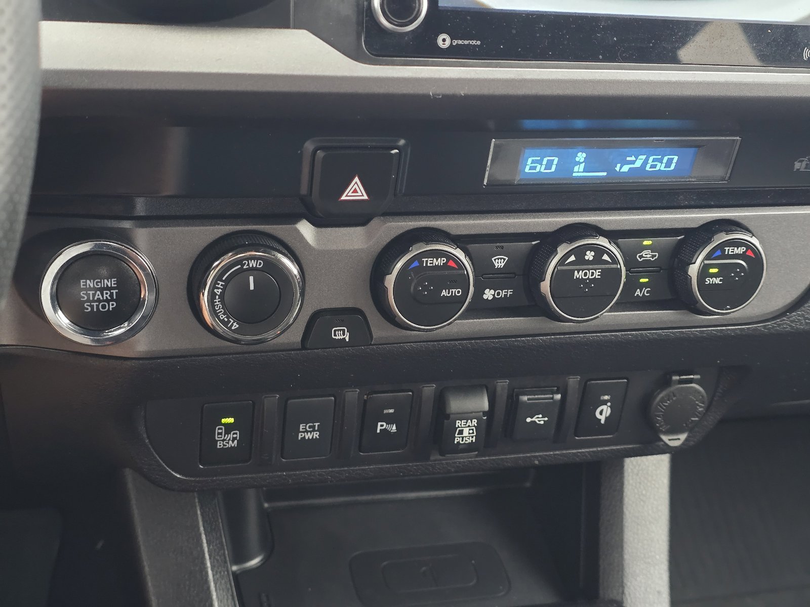 Used 2021 Toyota Tacoma TRD Sport w/ Technology Package image 22