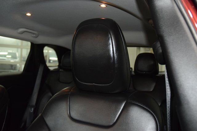 Used 2019 Jeep Cherokee Latitude Plus image 38