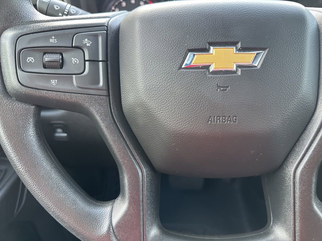 Used 2025 Chevrolet Silverado 2500 Custom w/ Custom Value Package AWD/4WD image 17