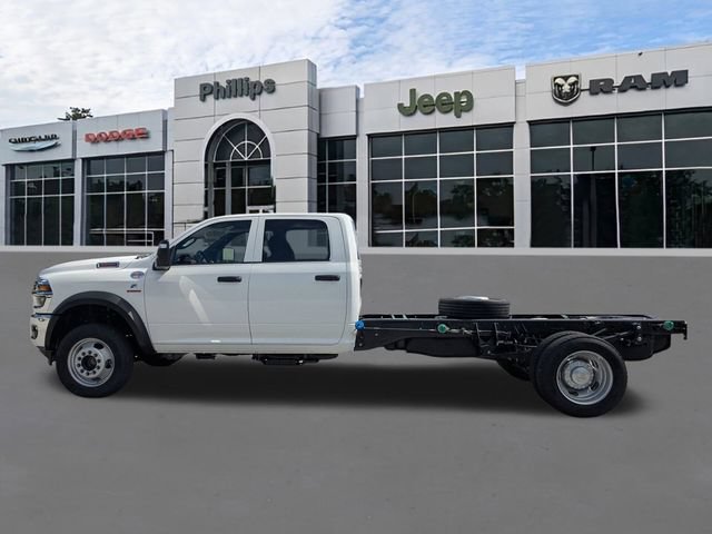 New 2026 RAM 5500 Tradesman w/ Chrome Appearance Group AWD/4WD image 7