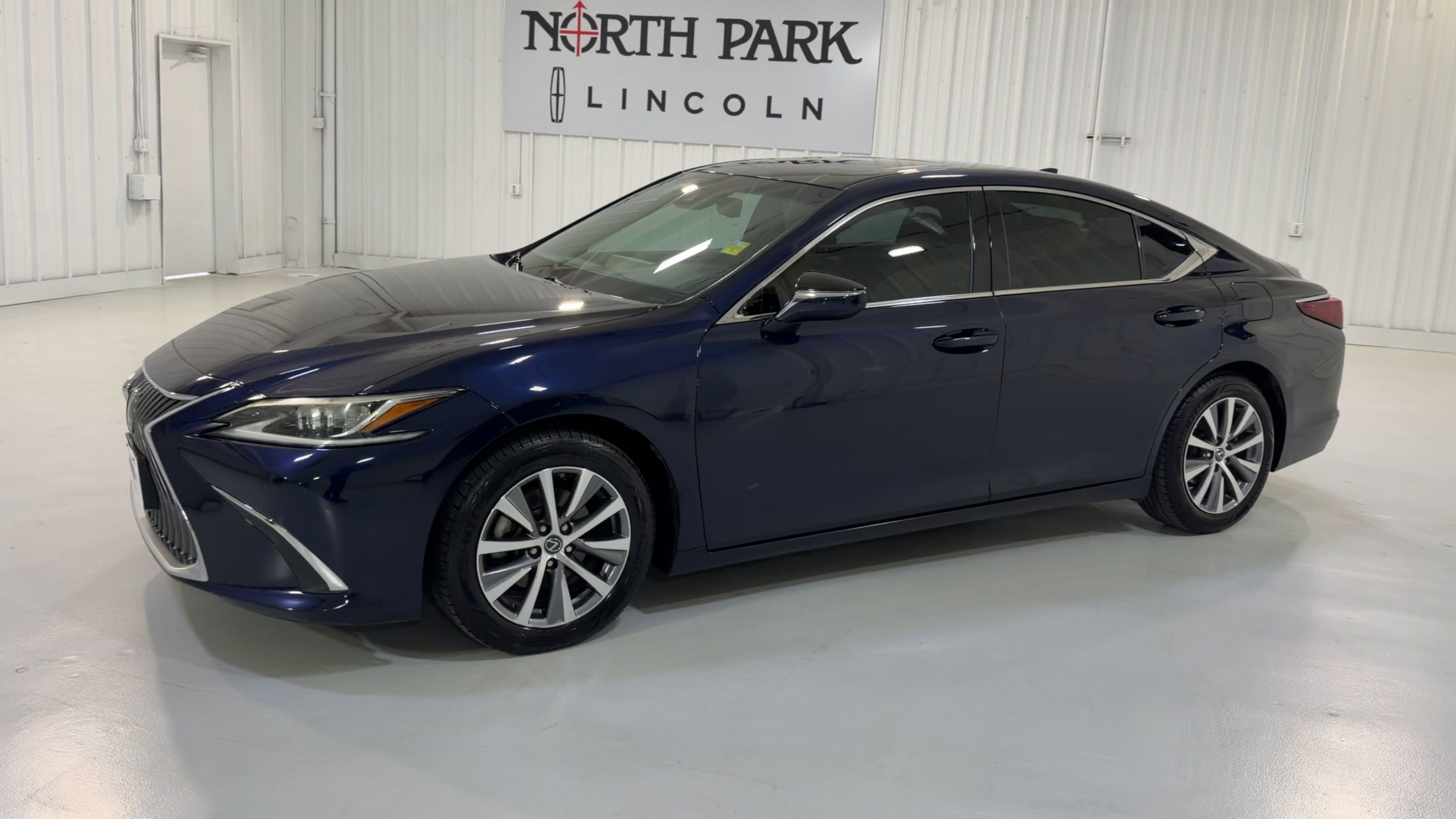 Used 2019 Lexus ES 350 w/ Accessory Package 2 FWD image 6