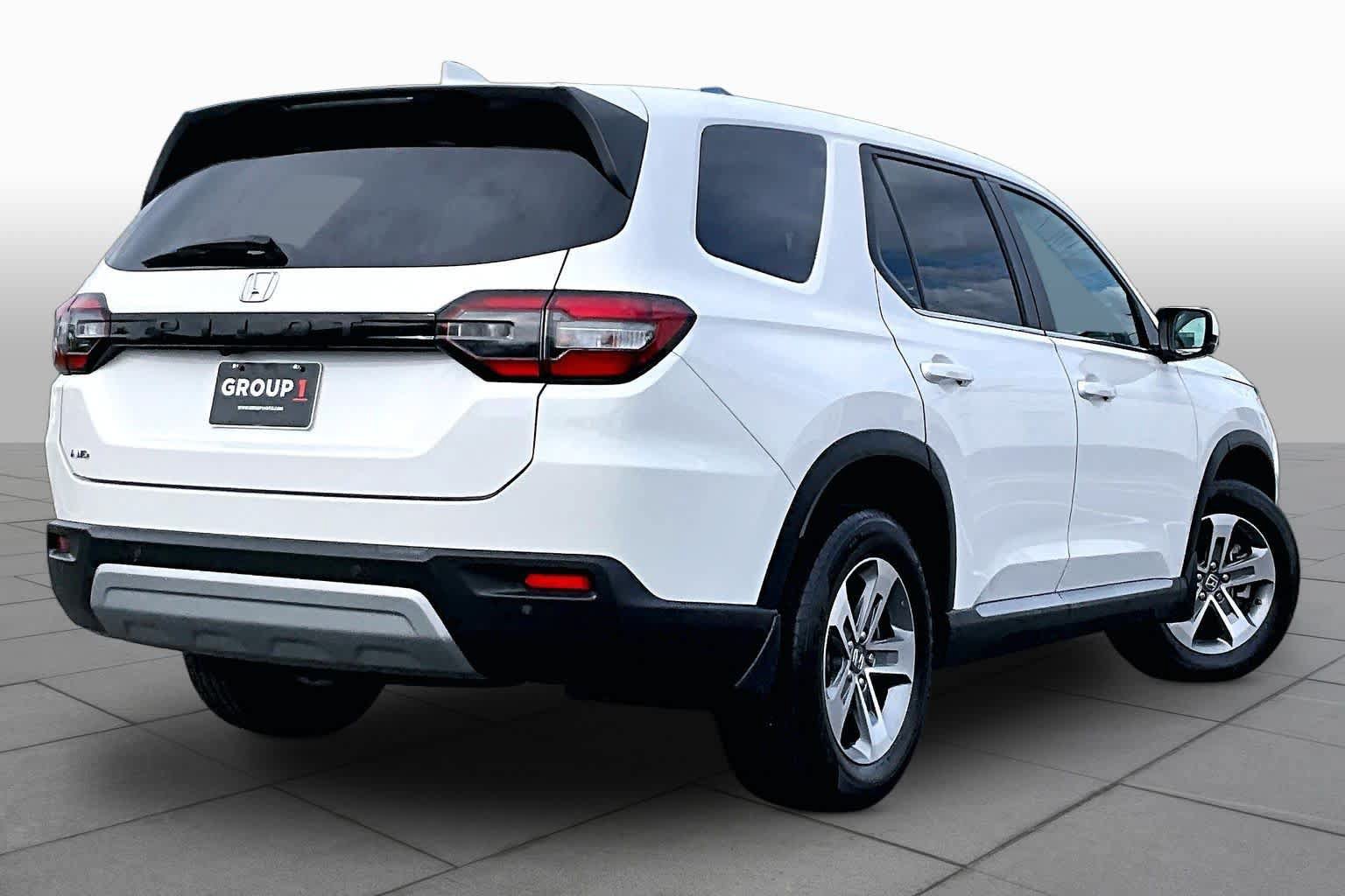 Used 2024 Honda Pilot EX-L image 13