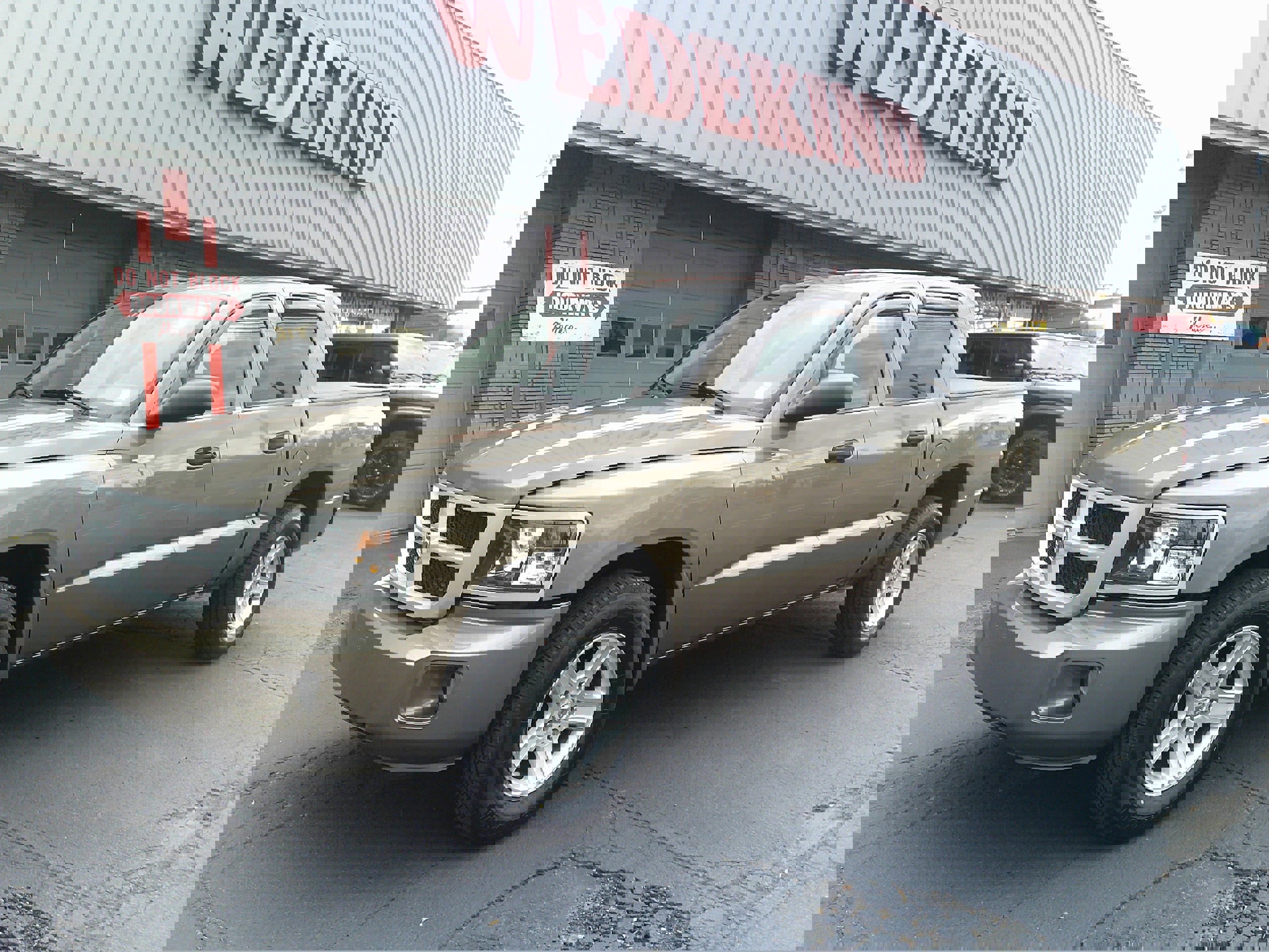 Used 2010 Dodge Dakota Big Horn w/ Convenience Group