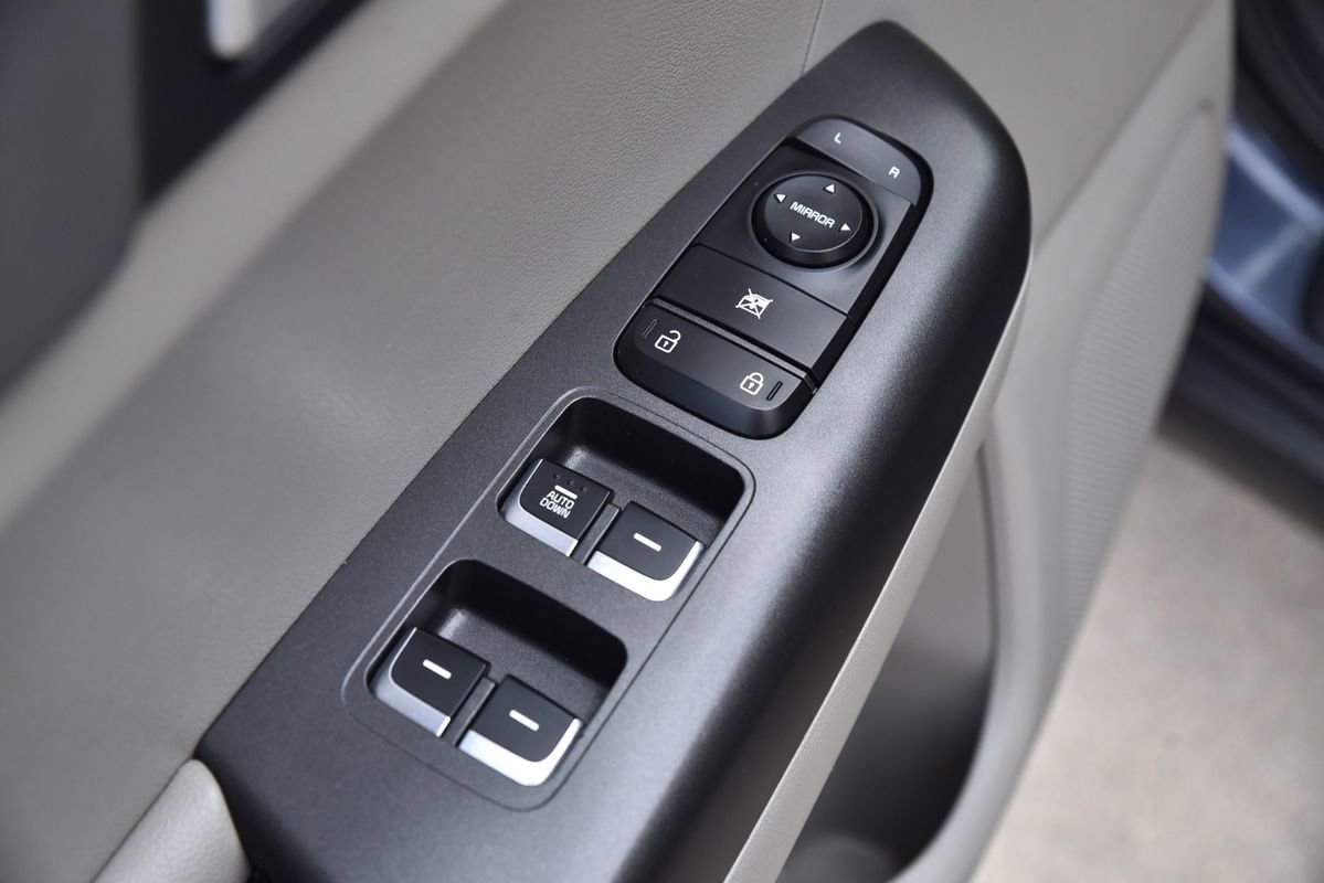 Used 2017 Kia Sportage LX AWD/4WD image 9