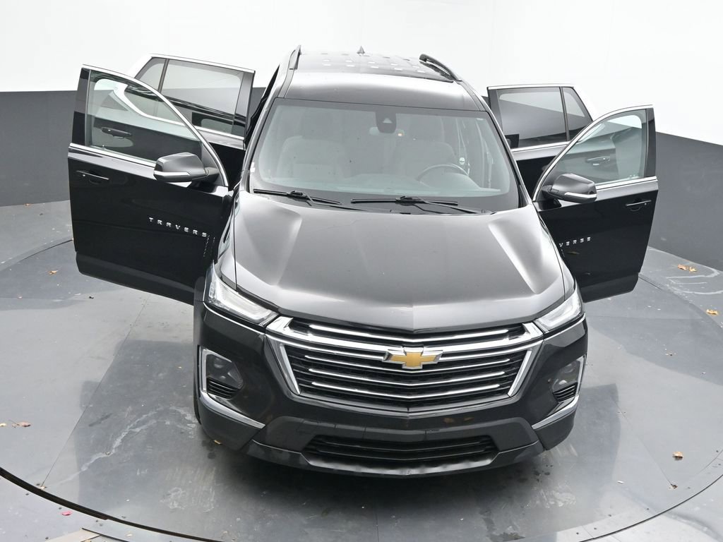 Used 2023 Chevrolet Traverse LT image 58