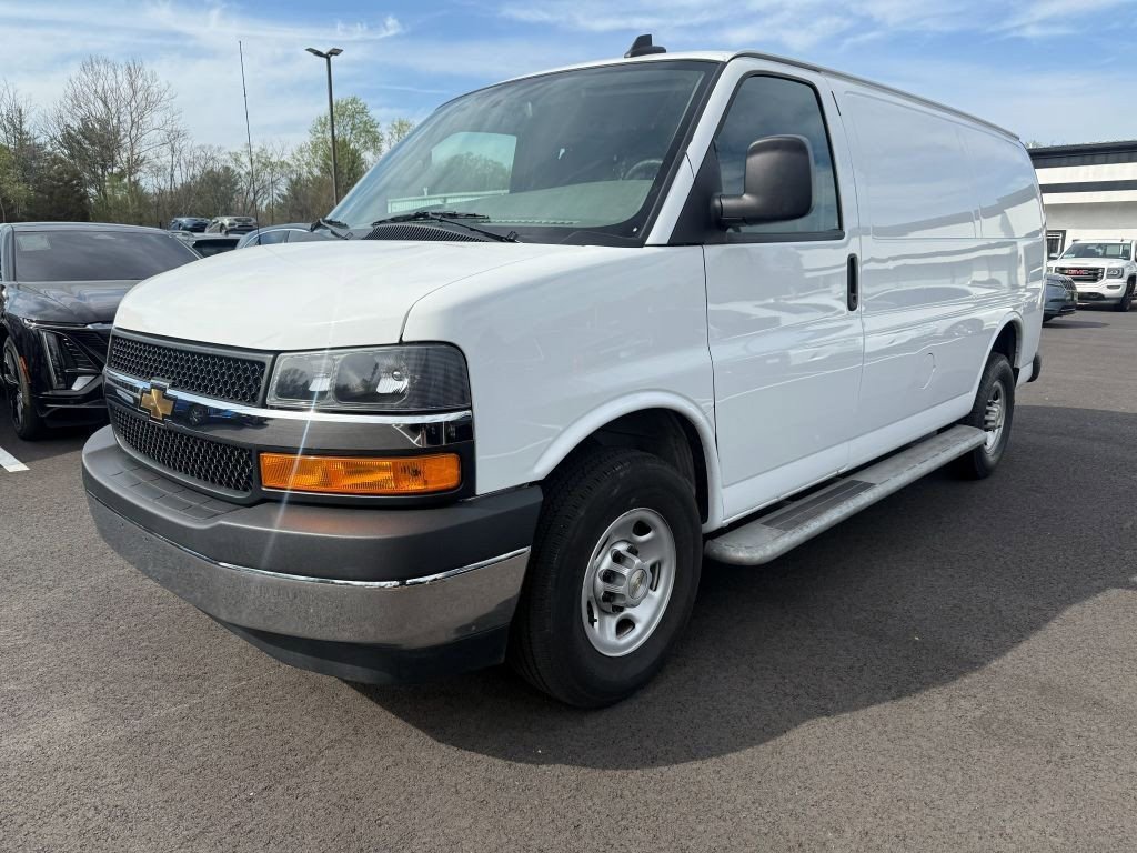 Used 2024 Chevrolet Express 2500 w/ Driver Convenience Package image 2