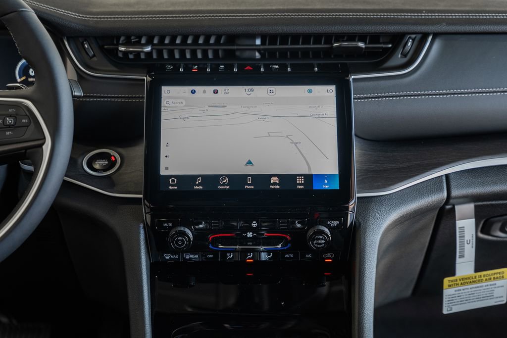 New 2025 Jeep Grand Cherokee Limited w/ MOPAR Finishing Package image 21