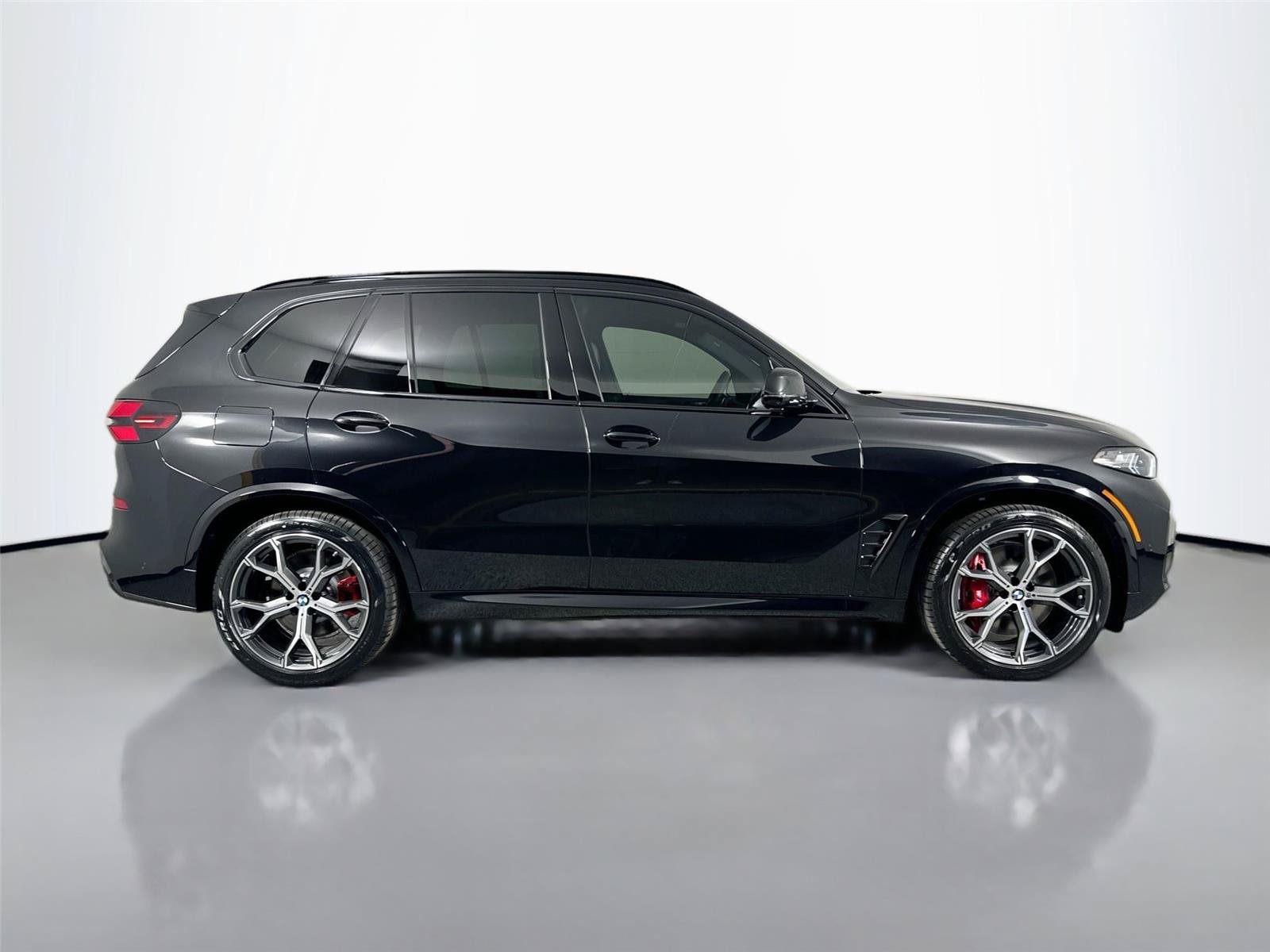 Used 2026 BMW X5 xDrive50e AWD/4WD image 8