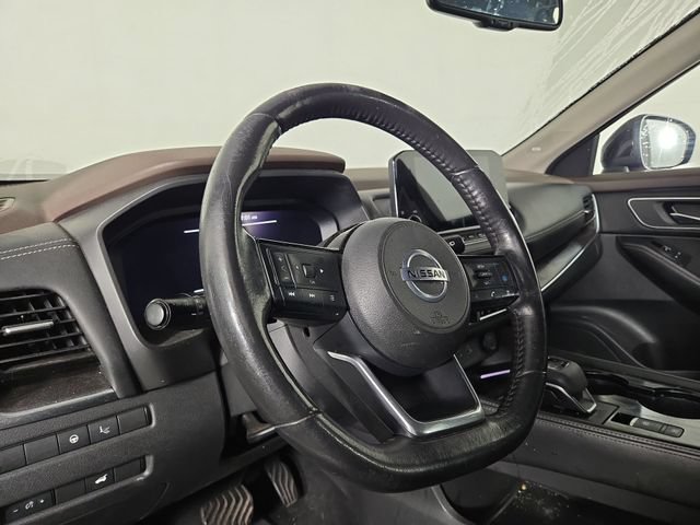 Used 2021 Nissan Rogue Platinum AWD/4WD image 14