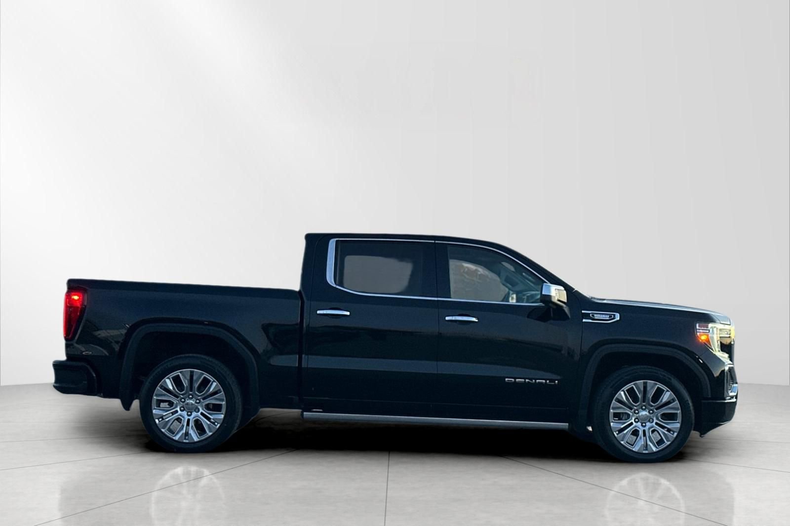Used 2021 GMC Sierra 1500 Denali w/ Denali Ultimate Package image 2