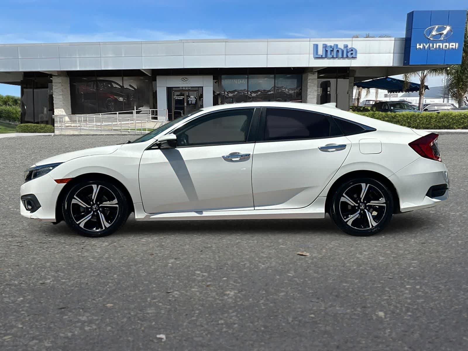 Used 2017 Honda Civic Touring image 6