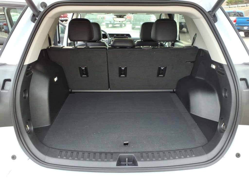 Used 2026 GMC Terrain Denali image 19