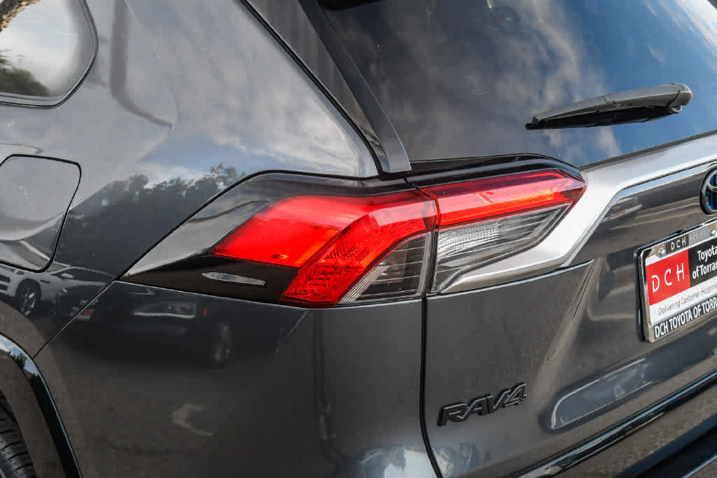 Certified 2023 Toyota RAV4 XSE AWD/4WD image 6