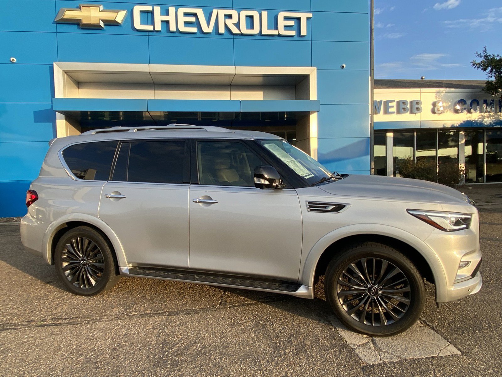 Used 2021 INFINITI QX80 Premium Select w/ All-Season Package