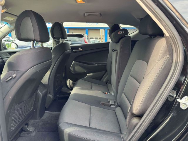 Used 2017 Hyundai Tucson SE w/ SE Popular Package 02 AWD/4WD image 17