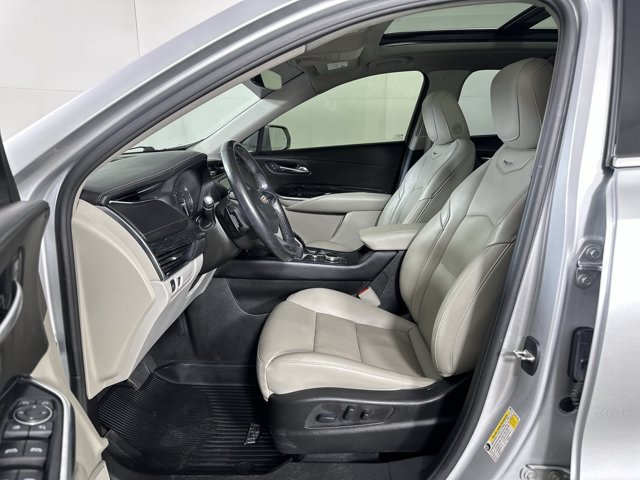 Used 2021 Cadillac XT4 Premium Luxury w/ Cold Weather Package FWD image 20