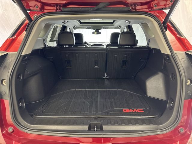 Used 2023 GMC Terrain SLT w/ LPO, Floor Liner Package FWD image 24
