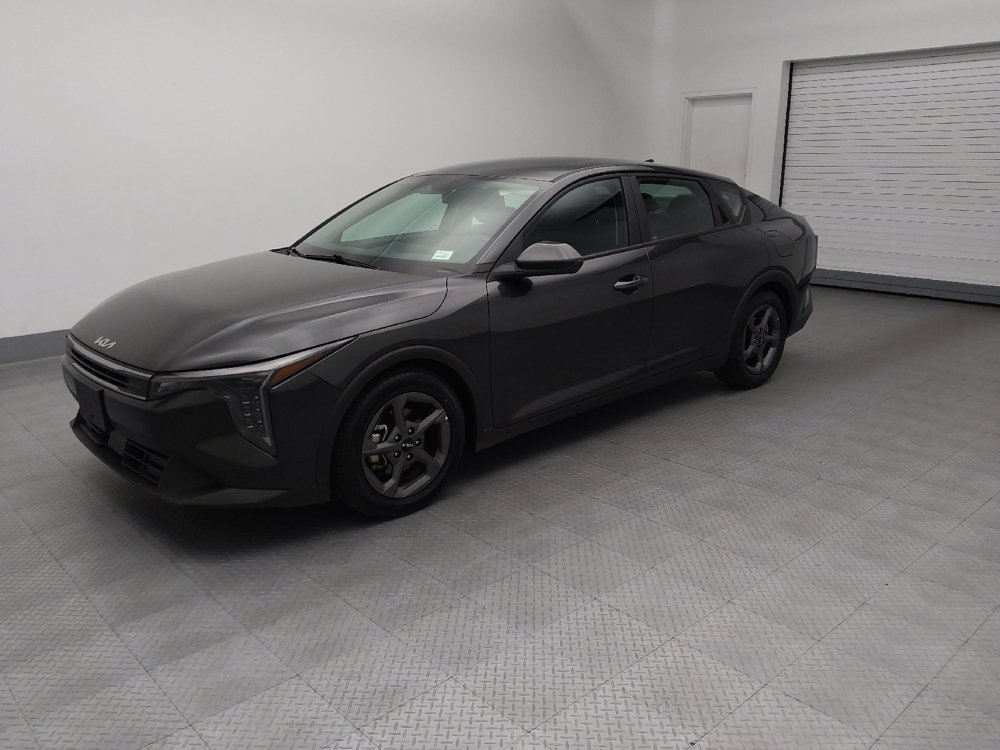 Used 2025 Kia K4 FWD image 2
