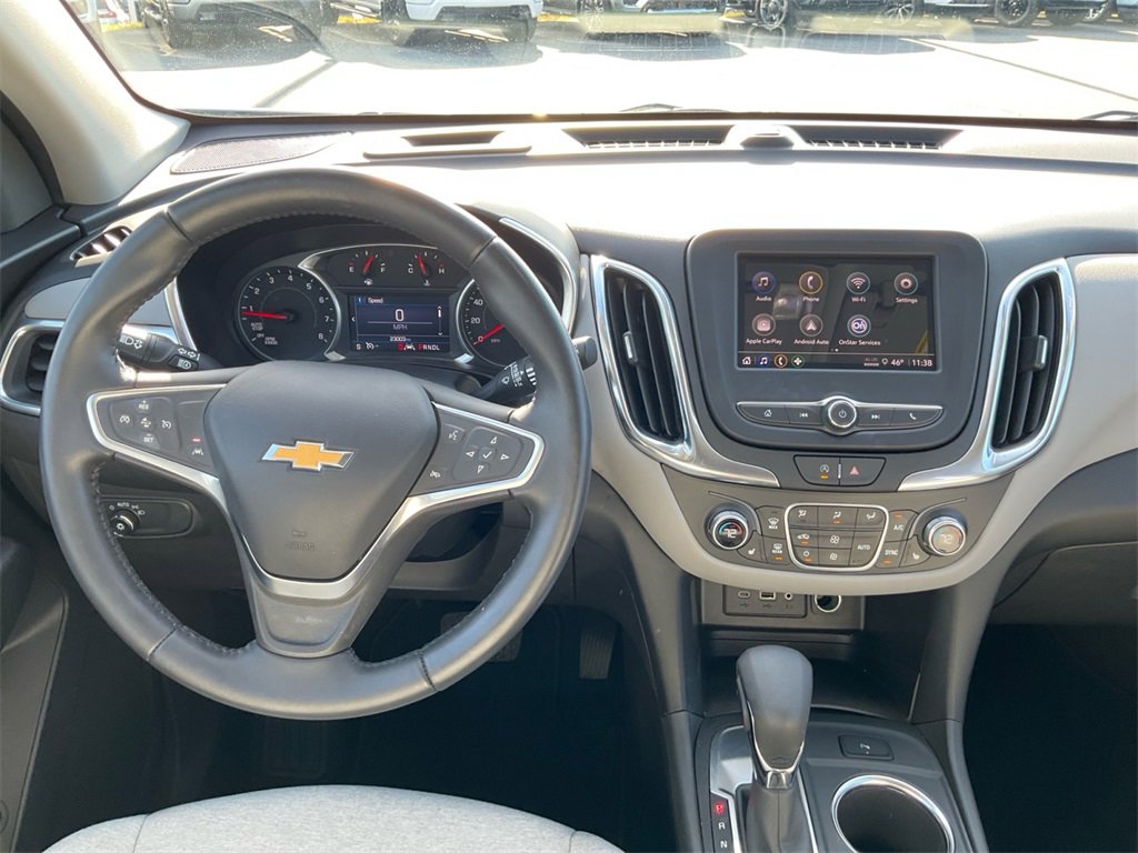 Used 2022 Chevrolet Equinox LT w/ Driver Convenience Package image 17