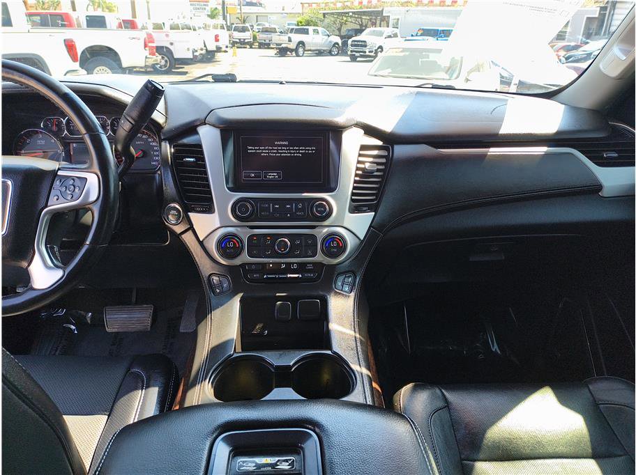 Used 2015 GMC Yukon XL SLT w/ Open Road Package image 6