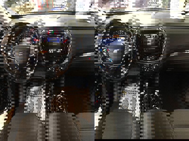 Used 2020 Chevrolet Traverse LT w/ Driver Confidence II Package image 8