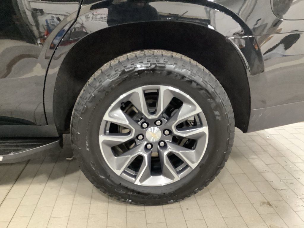 Used 2022 Chevrolet Tahoe LT w/ LT Signature Package image 8