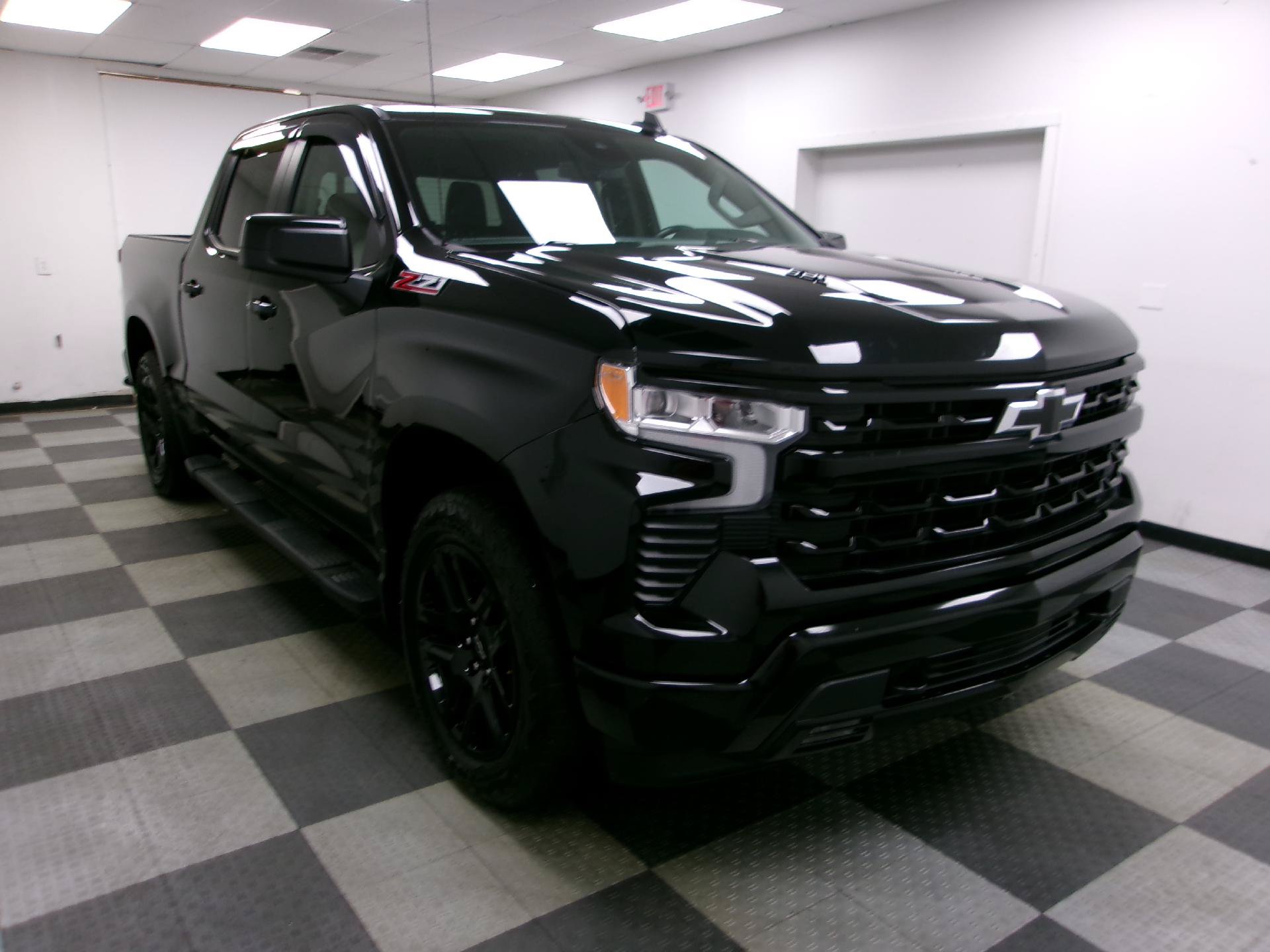 Used 2024 Chevrolet Silverado 1500 RST w/ Convenience Package II AWD/4WD image 13