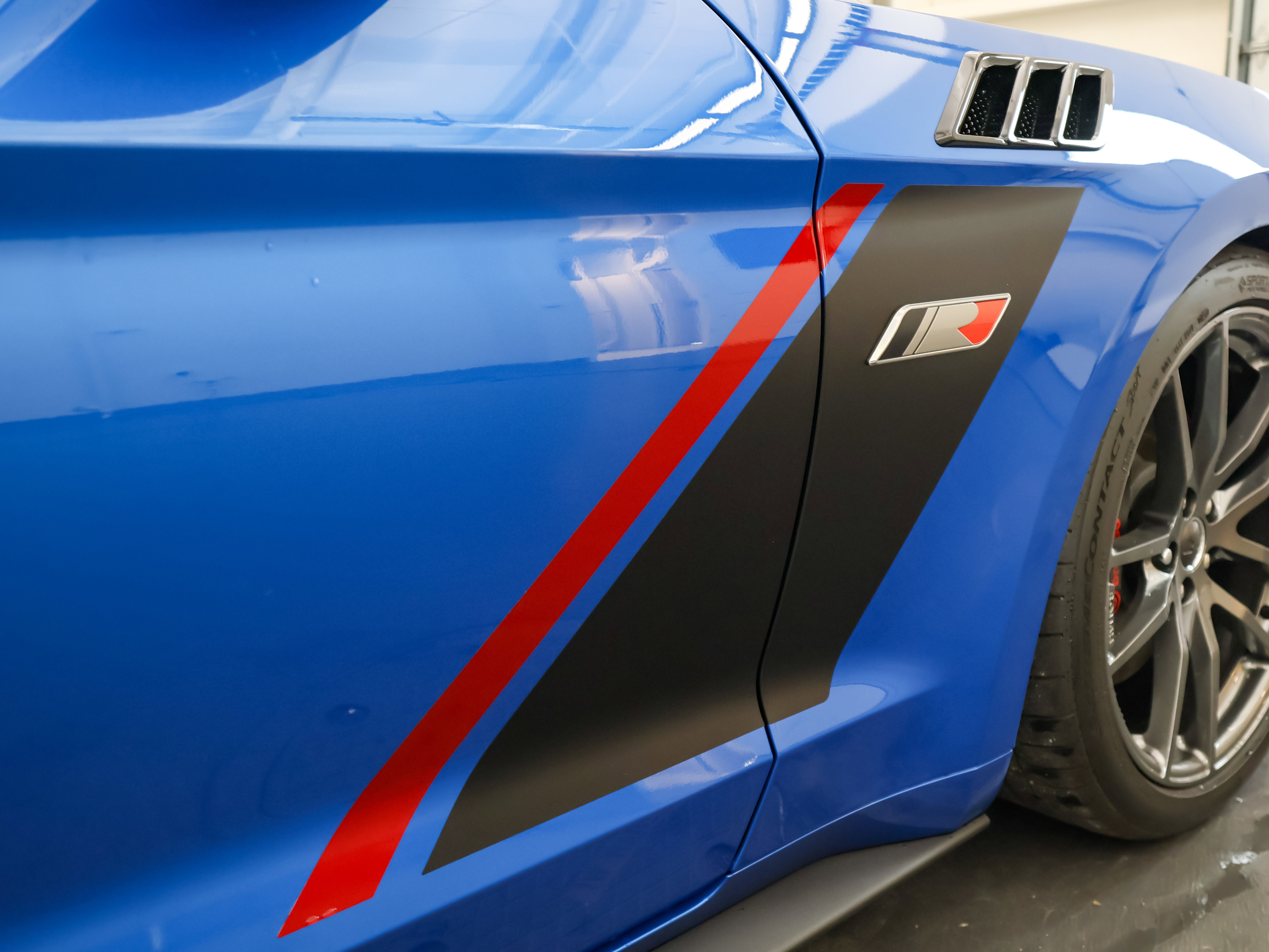 Used 2021 Ford Mustang GT Premium w/ GT Performance Package RWD image 46