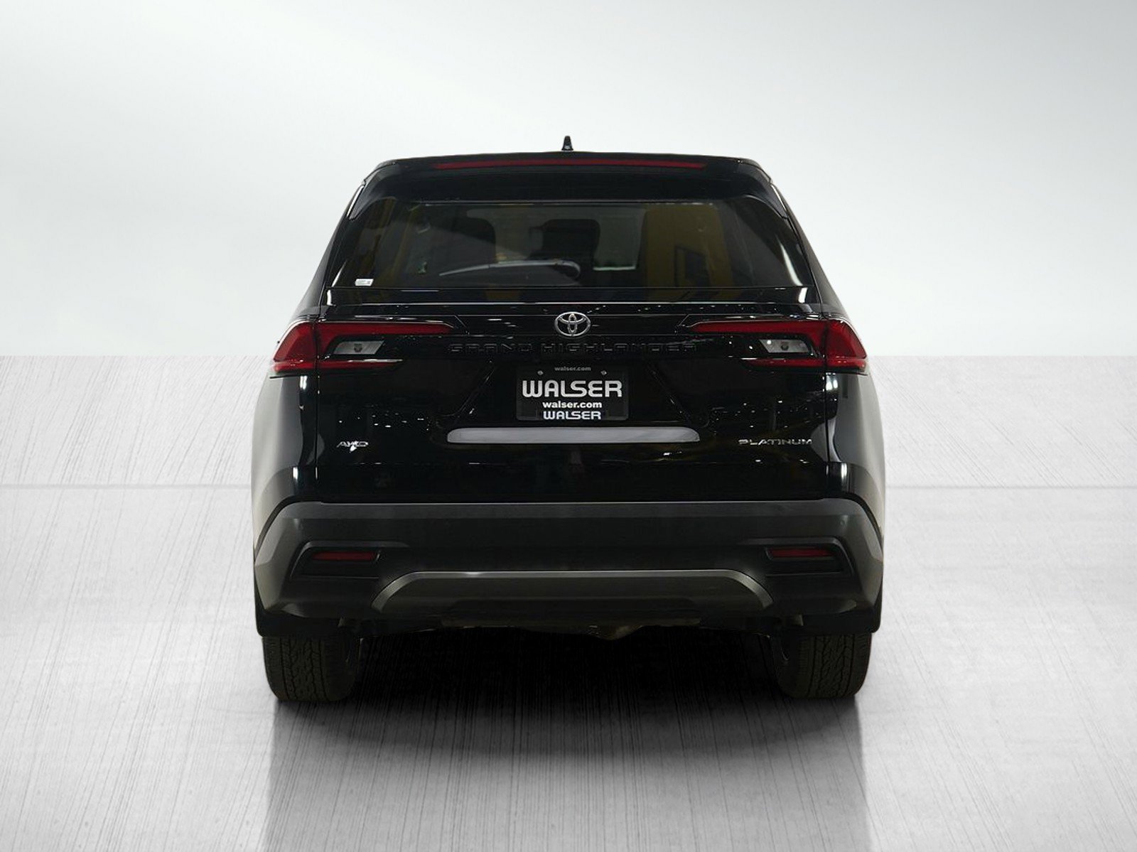 Used 2026 Toyota Grand Highlander Platinum image 4
