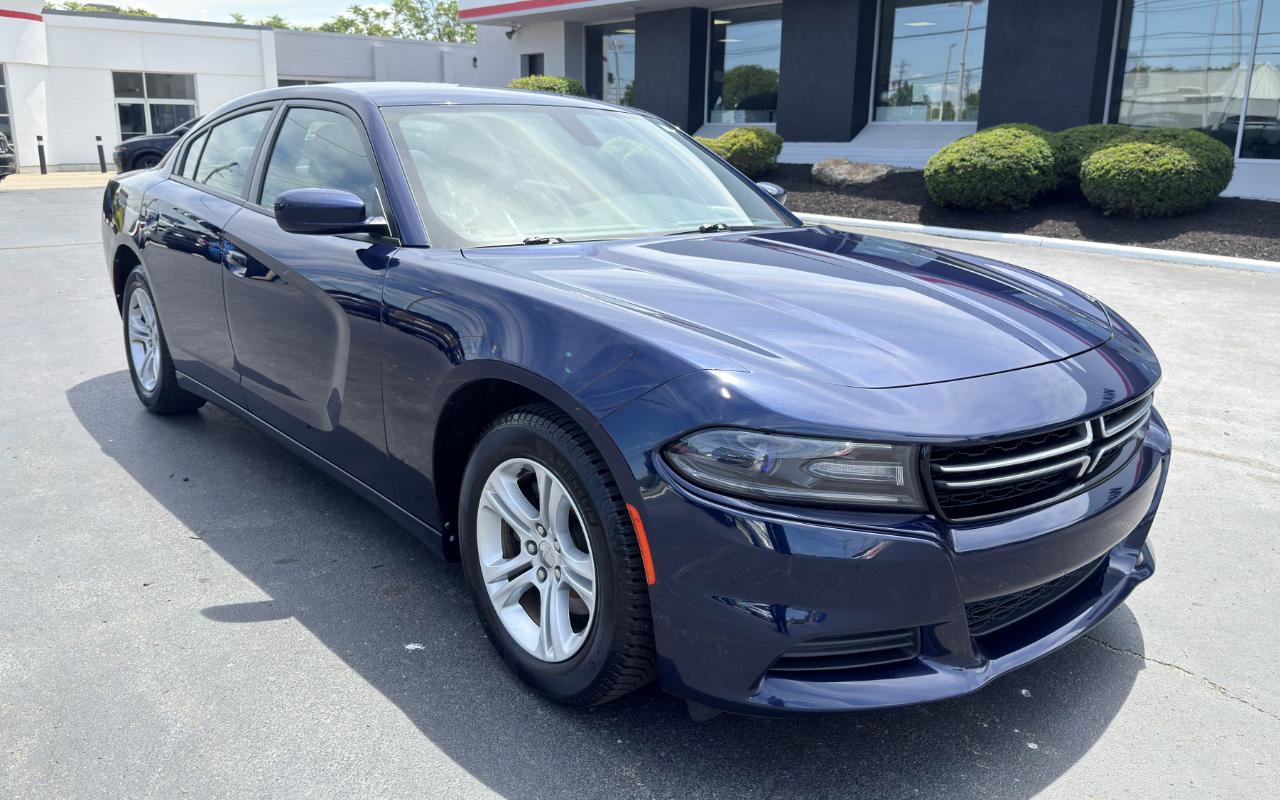 Used 2016 Dodge Charger SE w/ Popular Equipment Group RWD image 3