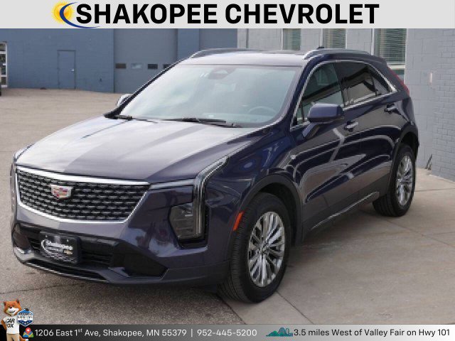 Used 2024 Cadillac XT4 Premium Luxury image 5