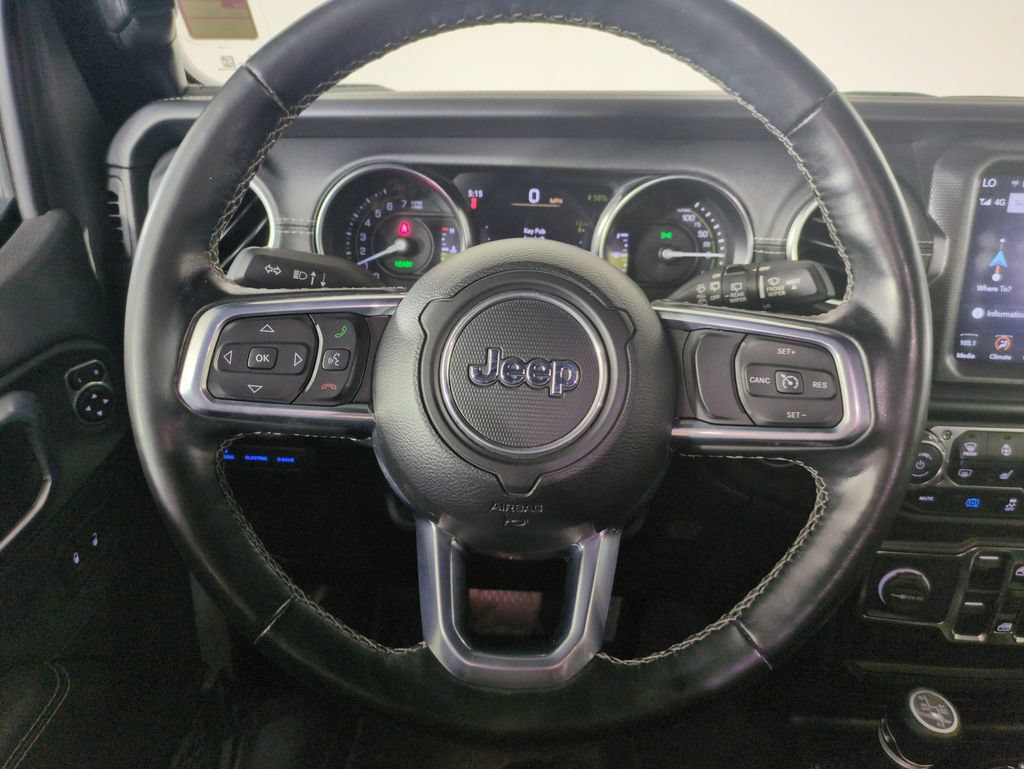 Used 2021 Jeep Wrangler Unlimited Sahara w/ Cold Weather Group AWD/4WD image 17