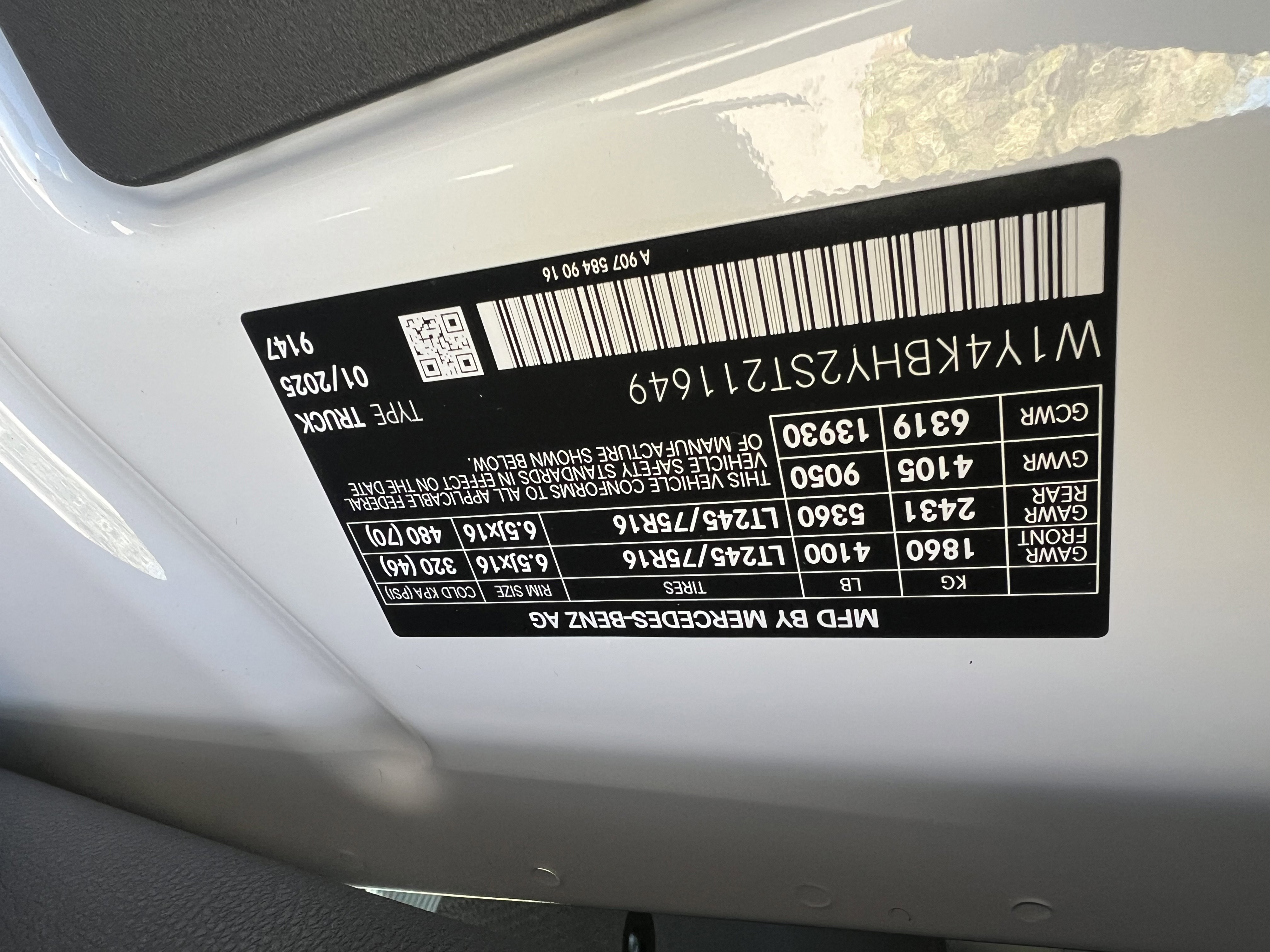 New 2025 Mercedes-Benz Sprinter 2500 image 31