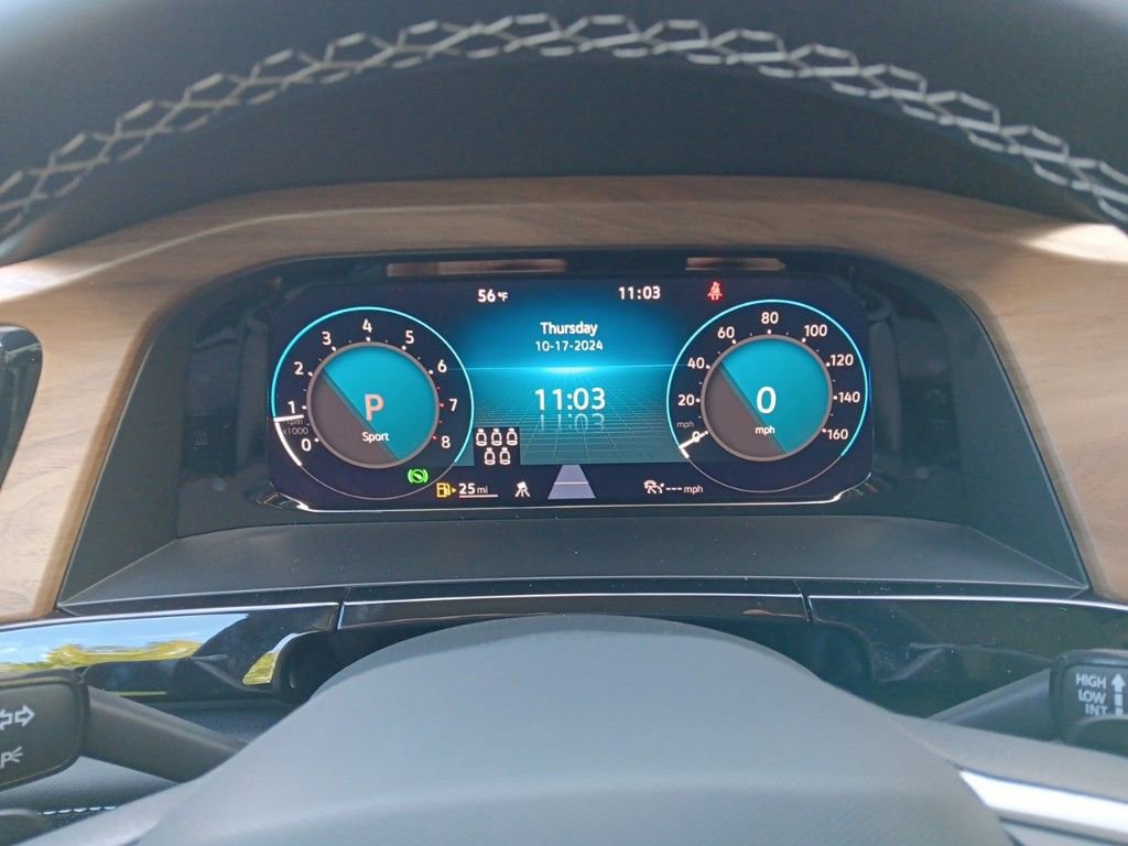 Used 2025 Volkswagen Atlas SE image 16