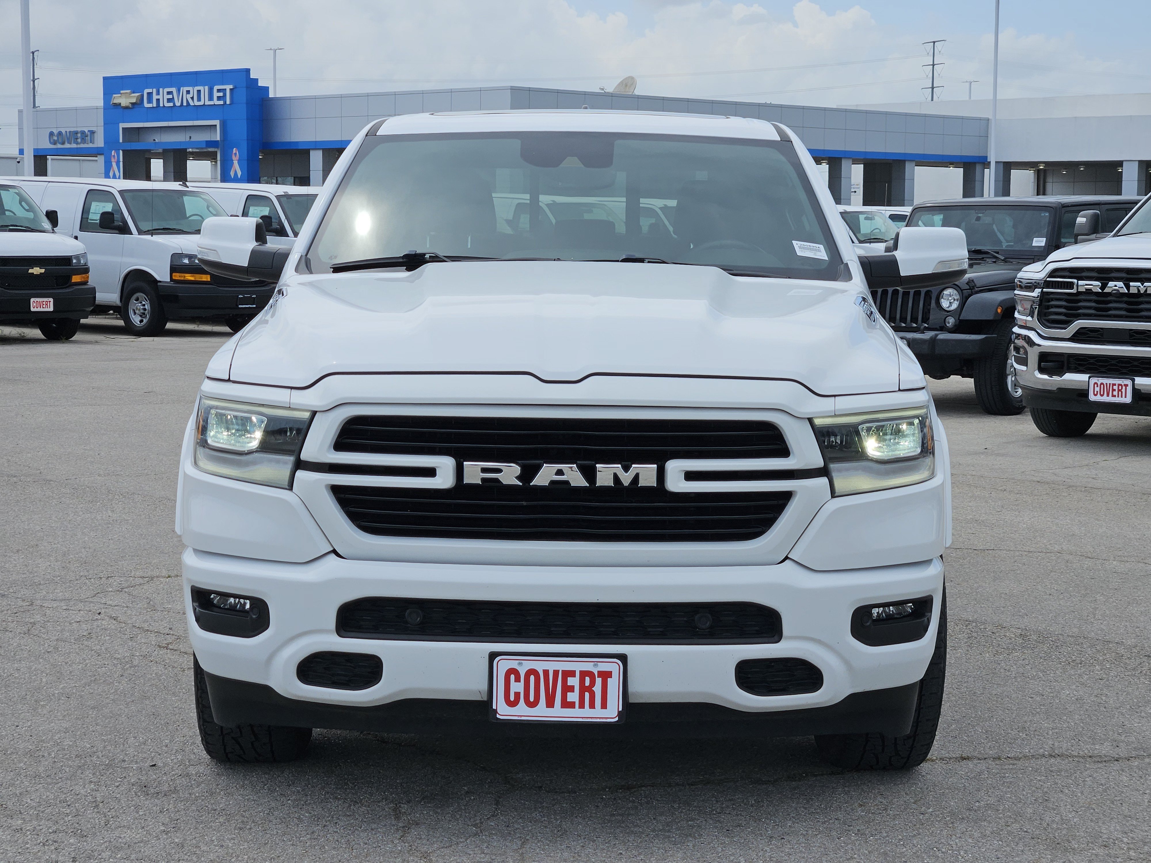 Used 2021 RAM 1500 Laramie AWD/4WD image 2