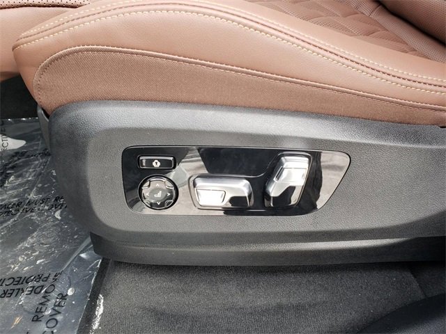 New 2026 BMW X5 xDrive50e w/ M Sport Package image 19