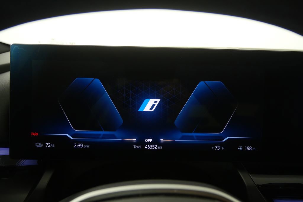 Certified 2024 BMW i5 eDrive40i w/ M Sport Package RWD image 20