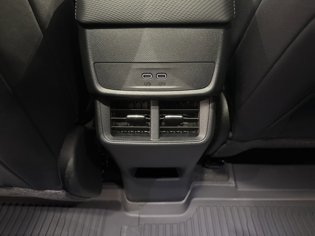 New 2026 Chevrolet Equinox LT w/ Convenience Package II image 41