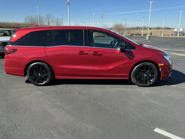Used 2025 Honda Odyssey Sport-L image 2