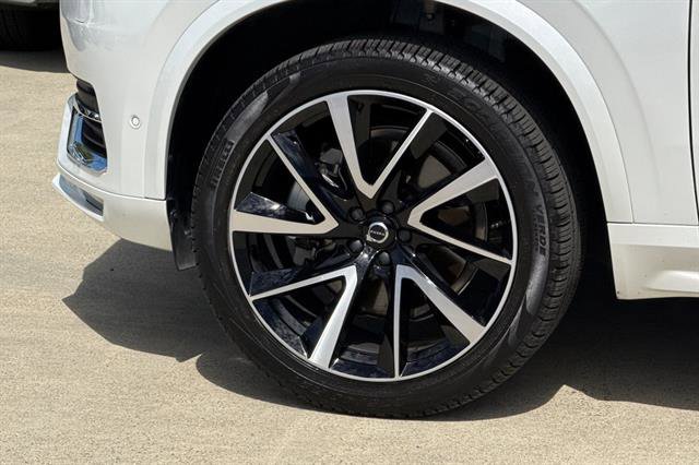 Certified 2024 Volvo XC90 B5 Plus w/ Protection Package Premier image 29