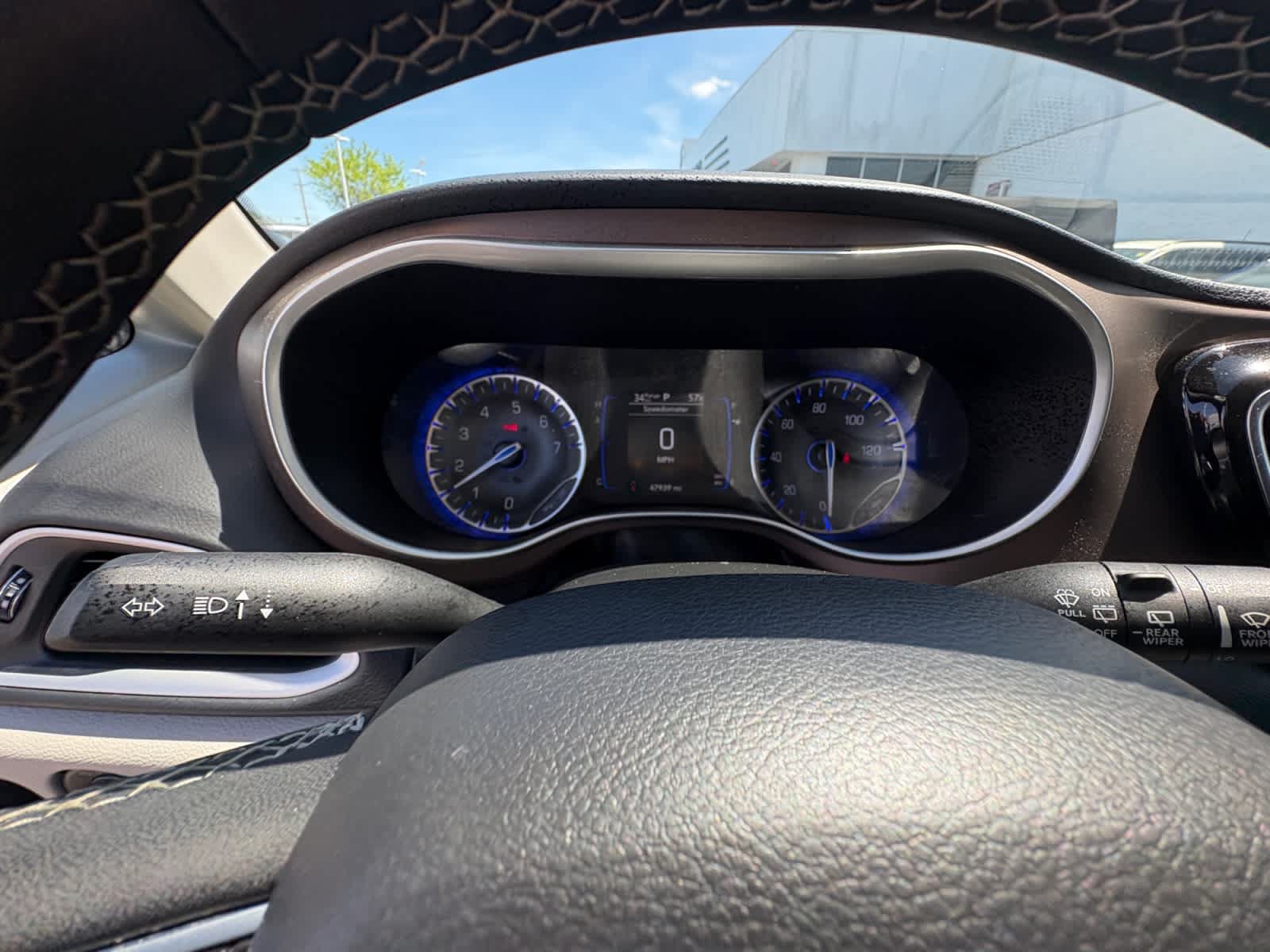 Used 2023 Chrysler Voyager LX FWD image 16