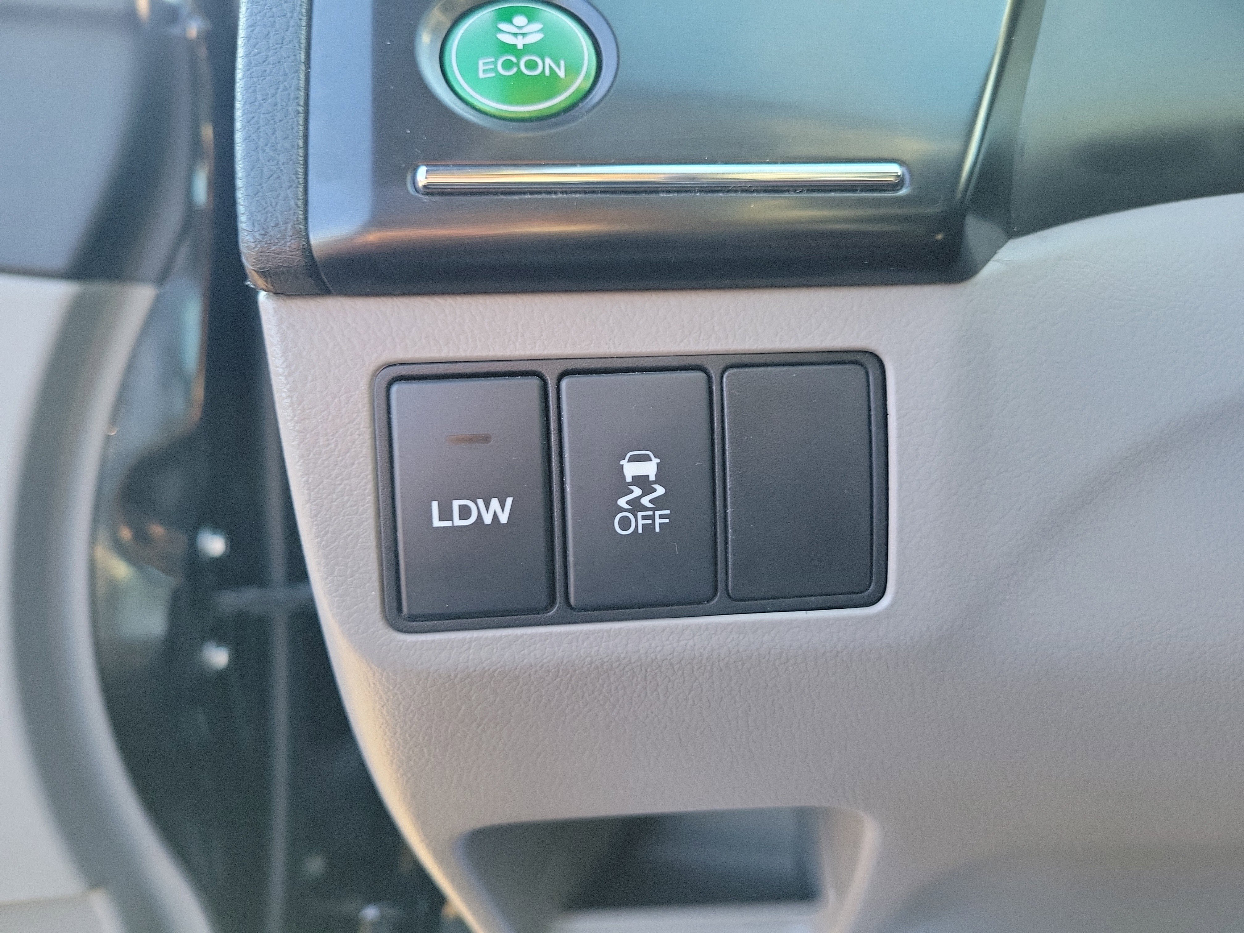 Used 2015 Honda Civic Hybrid Sedan image 20