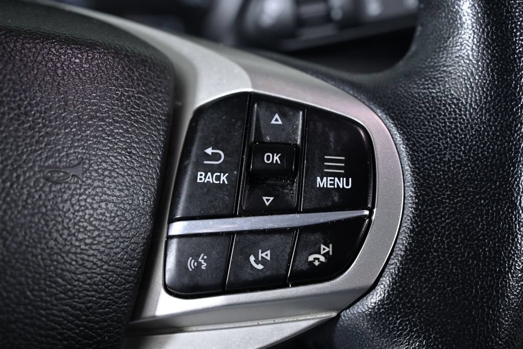 Used 2023 Ford Explorer XLT w/ Equipment Group 202A AWD/4WD image 14