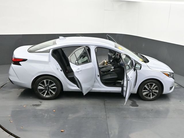 Used 2025 Nissan Versa SV image 63