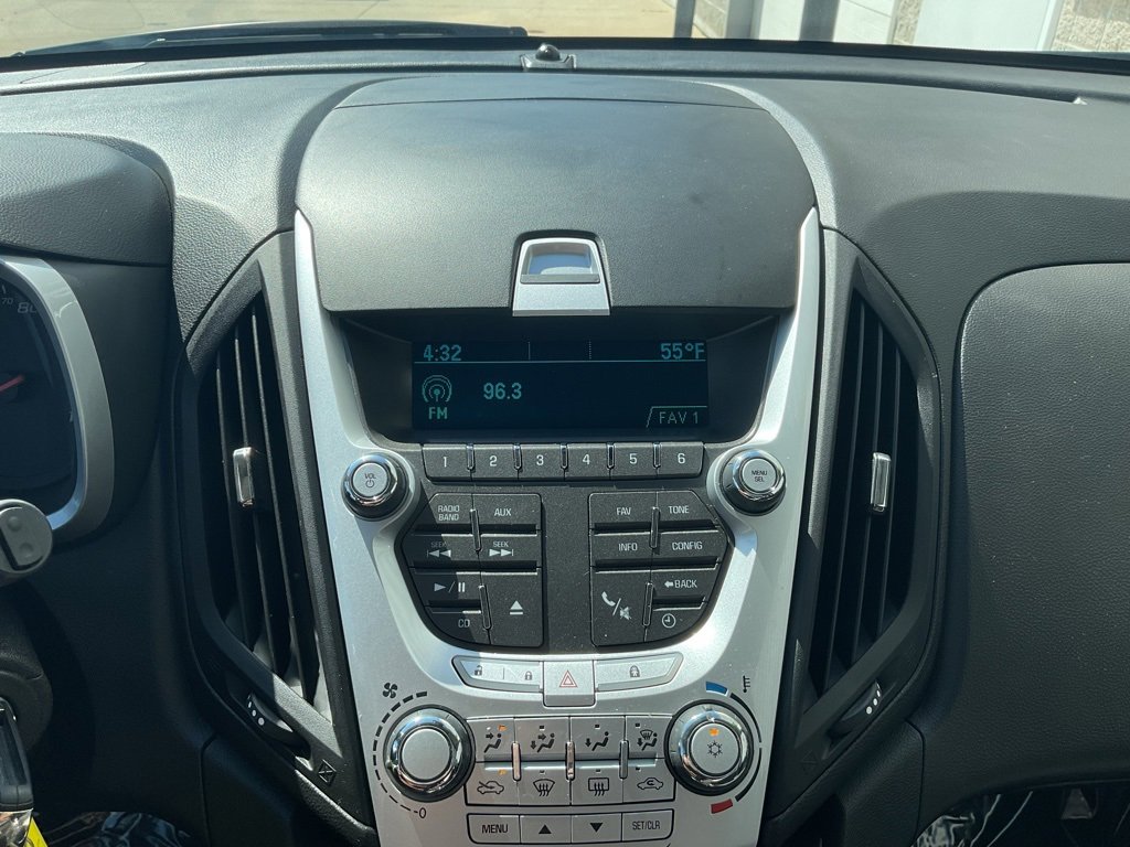 Used 2011 Chevrolet Equinox LT w/ Driver Convenience Package image 14