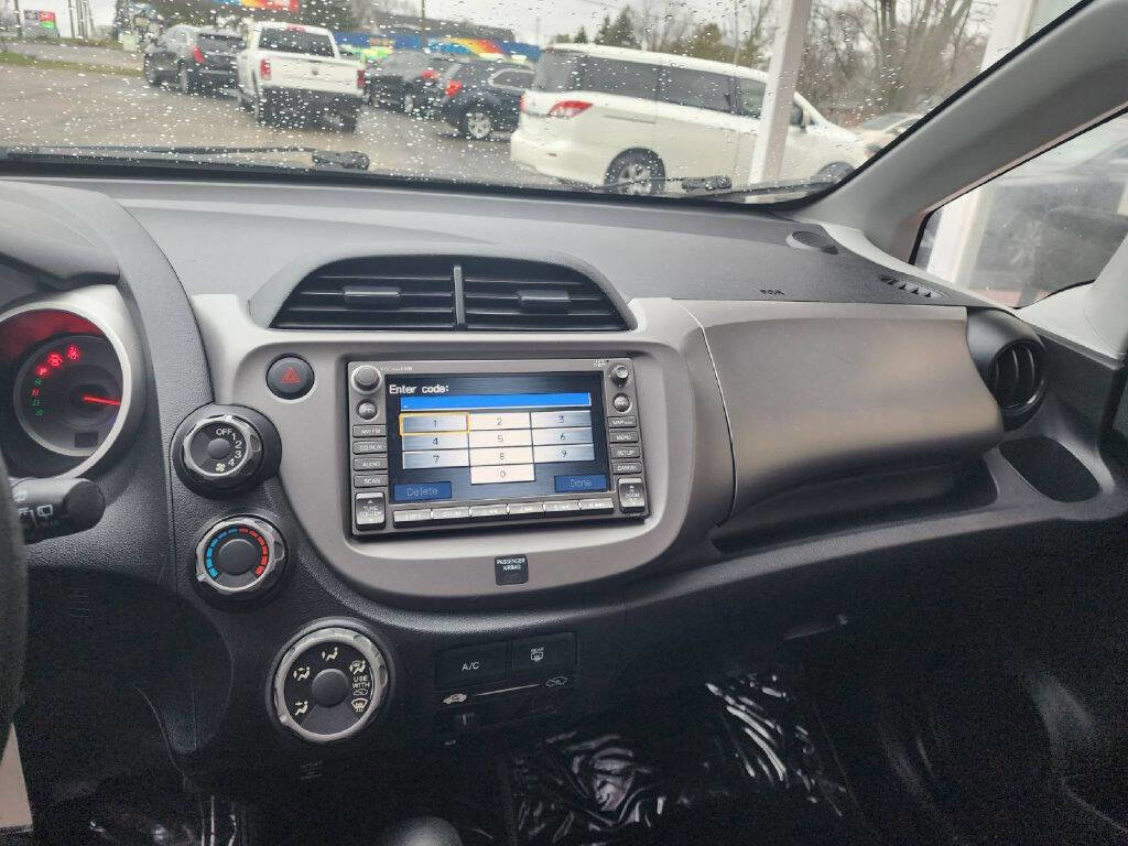 Used 2010 Honda Fit Sport image 13