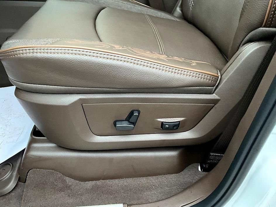 New 2026 RAM 3500 Longhorn image 15