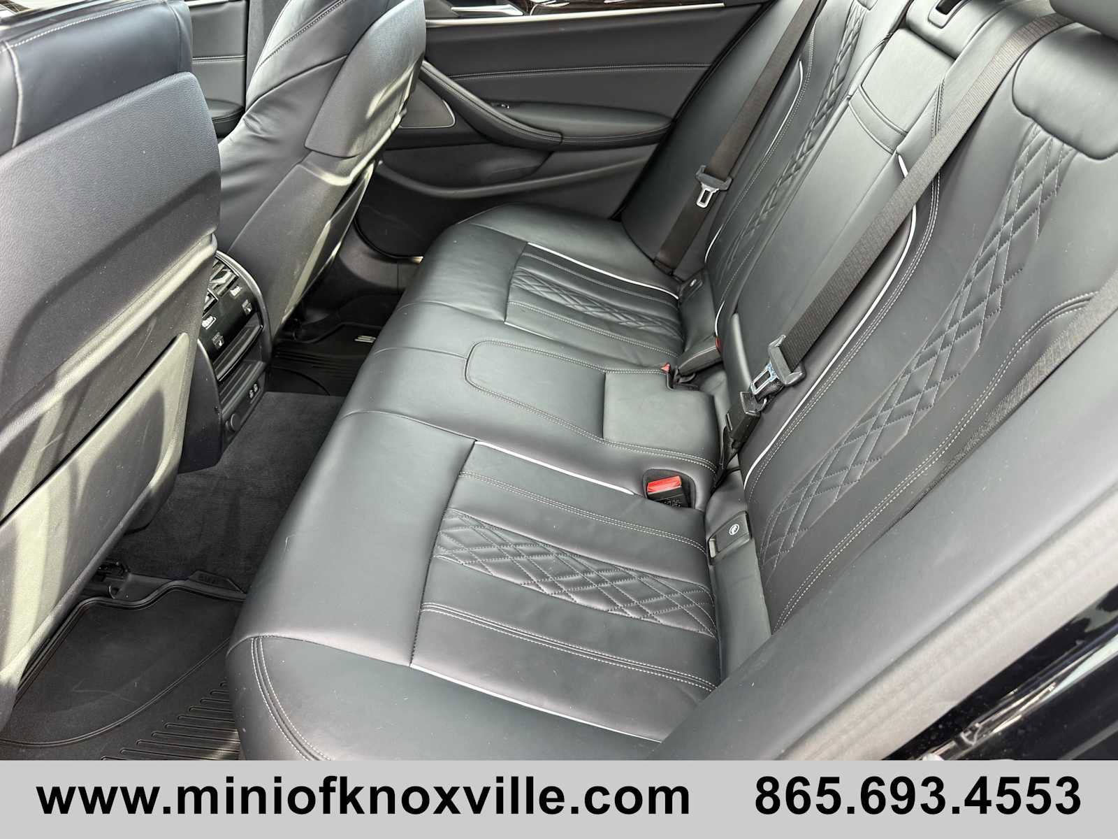 Used 2023 BMW M550i xDrive M550i xDrive w/ Executive Package image 31