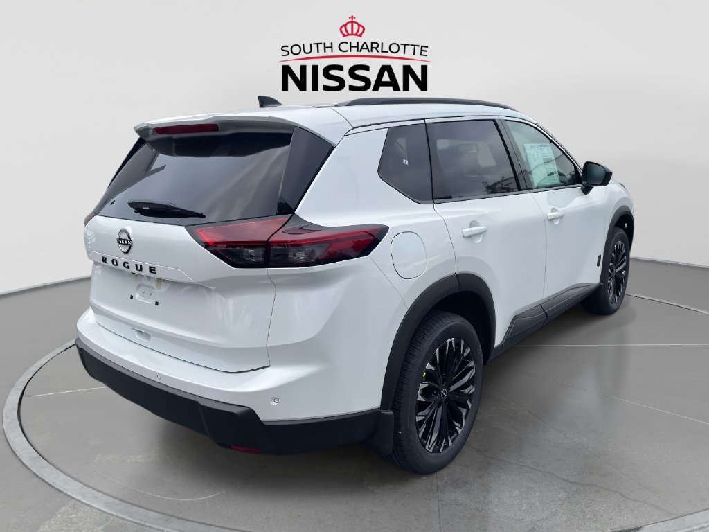 New 2027 Nissan Rogue Dark Armor FWD image 6