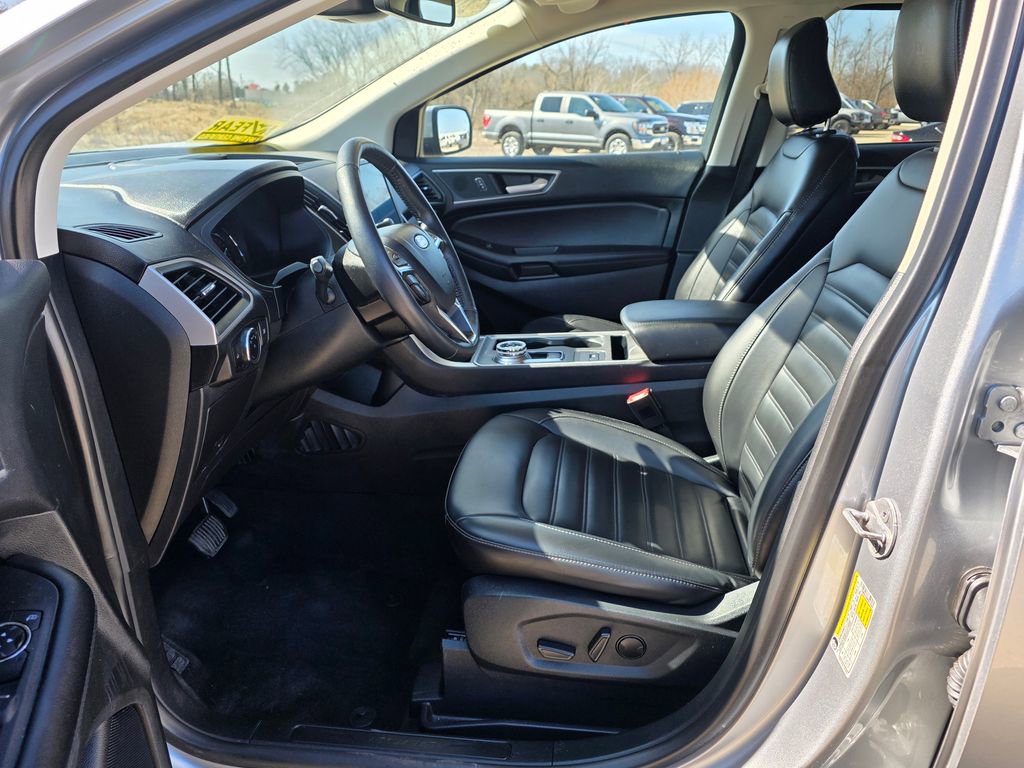 Used 2024 Ford Edge SEL AWD/4WD image 19